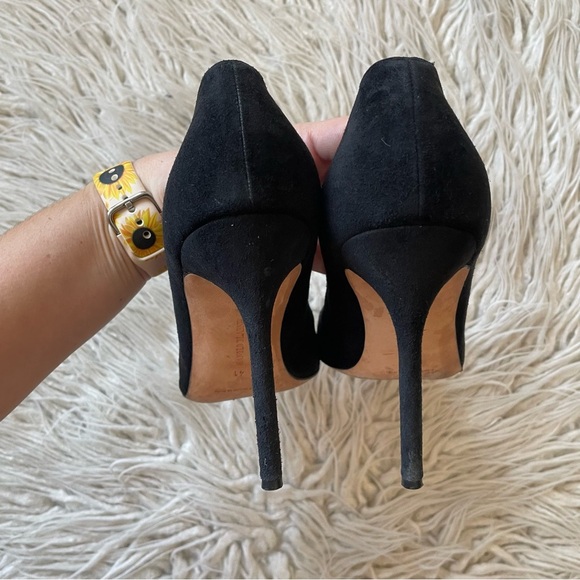 Manolo Blahnik Black Suede Multicolor Embroidered Accent Pointed Toe Pump EUC 41 - Picture 6 of 9